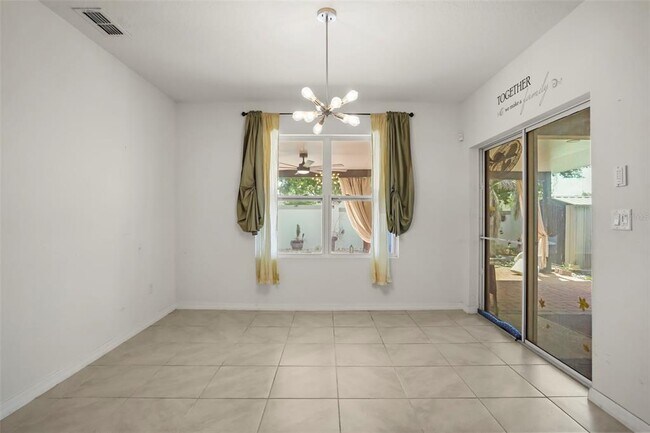 Building Photo - 2443 White Lilly Dr