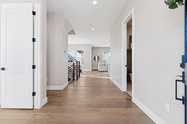 Building Photo - New Berthoud Home with Modern Comfort | $1...