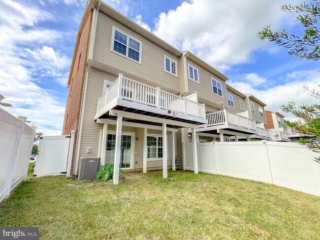 Foto del edificio - 2728 Coppersmith Pl