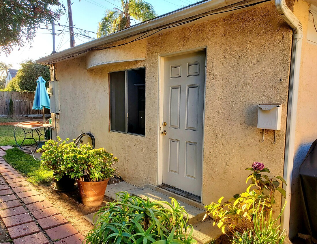 Foto principal - 2418 32nd St