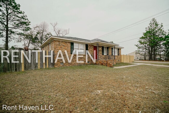 Building Photo - 3 br, 1 bath House - 421 White Horse Road
