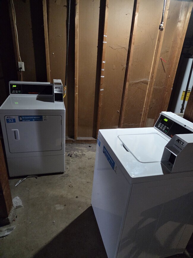 Foto del edificio - 625 S Prairie Ave