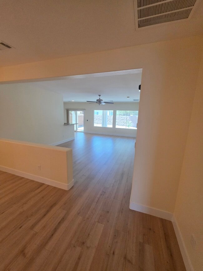 Building Photo - 3241 Flyway Ct
