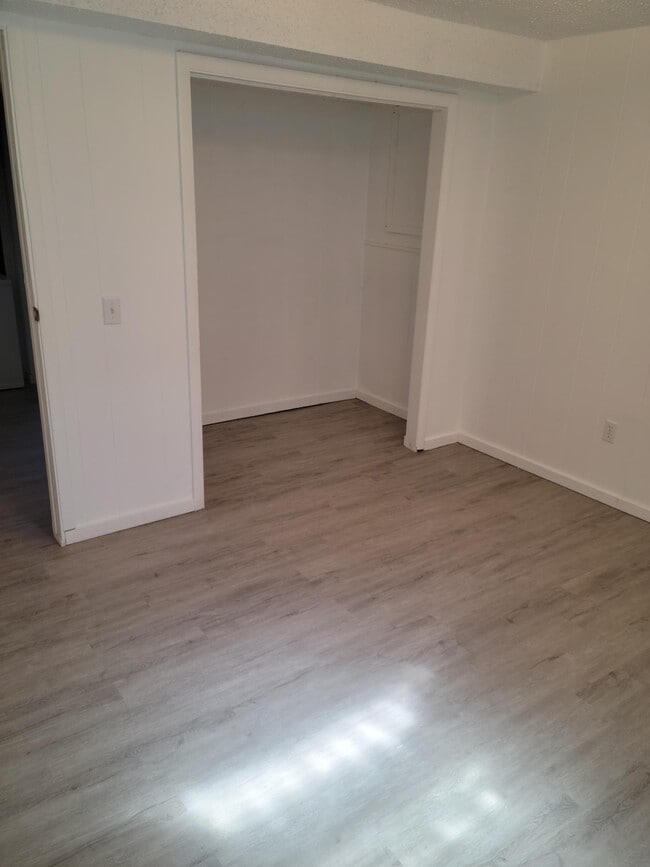 Building Photo - Pine Hills and Cedar Hills Apartments