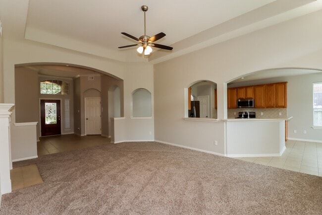 Building Photo - 3211 Oak Park Ln