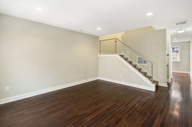 Foto del edificio - 2608 Webster St