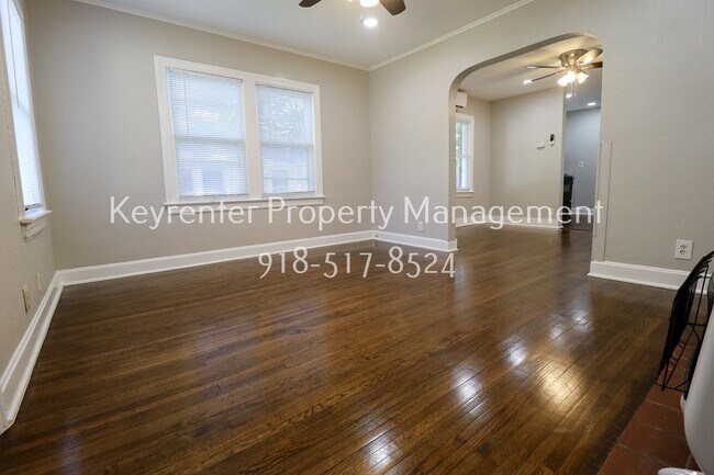Foto del edificio - 345 S Zunis Ave
