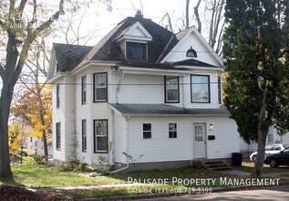Building Photo - 435 Irene St