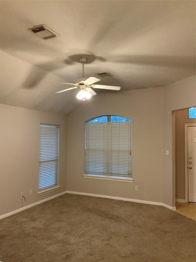 Building Photo - 1804 Arbor Glen