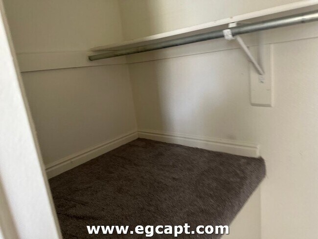 Foto del edificio - 1243 N 400 E