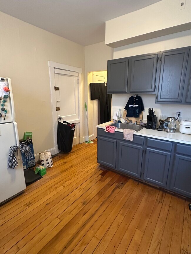 Foto del edificio - 215 Harvard Ave