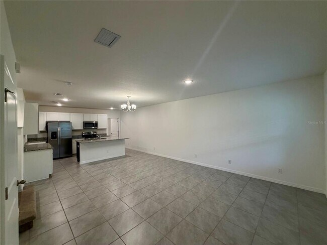 Building Photo - 614 Cheval Ln