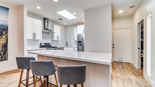 Foto del edificio - 3221 N 37th St