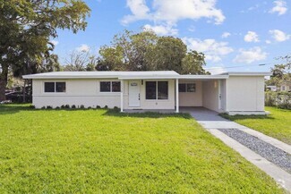 Building Photo - 1530 NW 18th Ct