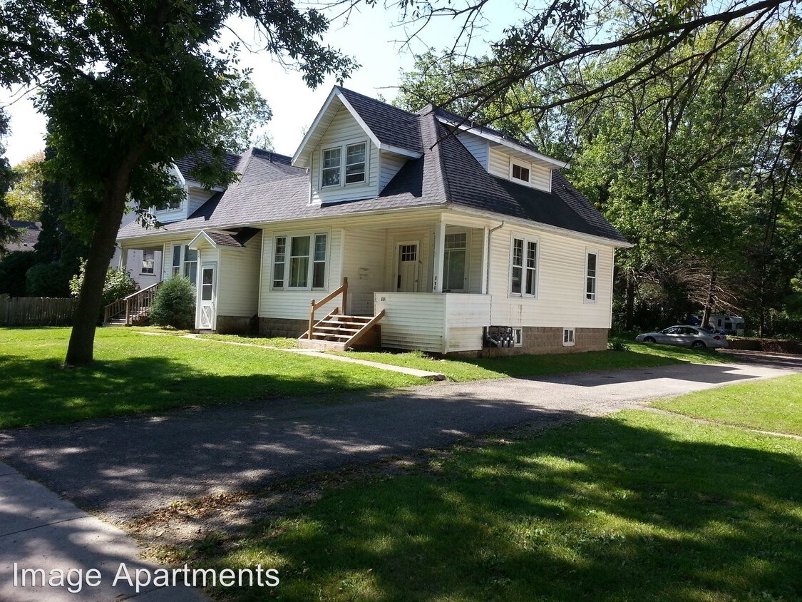 Primary Photo - 608 S Cedar Ave