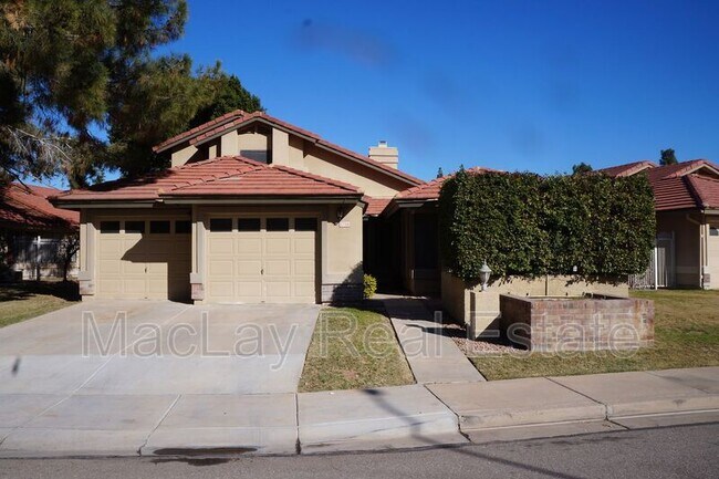 Building Photo - 5756 W Del Rio St