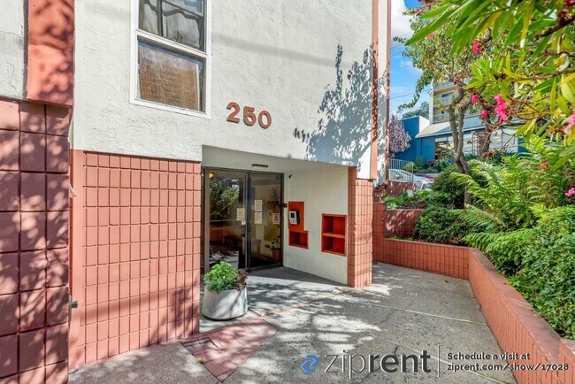 Building Photo - 250 Whitmore St