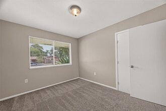 Building Photo - 1715 Ramada Dr