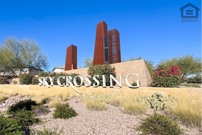 Building Photo - 3Bed/2.5Bath Modern House at Deer Valley/Cave Creek Rd! Sky Crossing Master Planned Community!