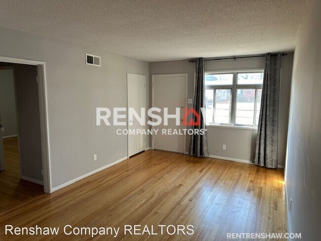 Foto del edificio - 3 br, 1.5 bath House - 512 Fleda Rd