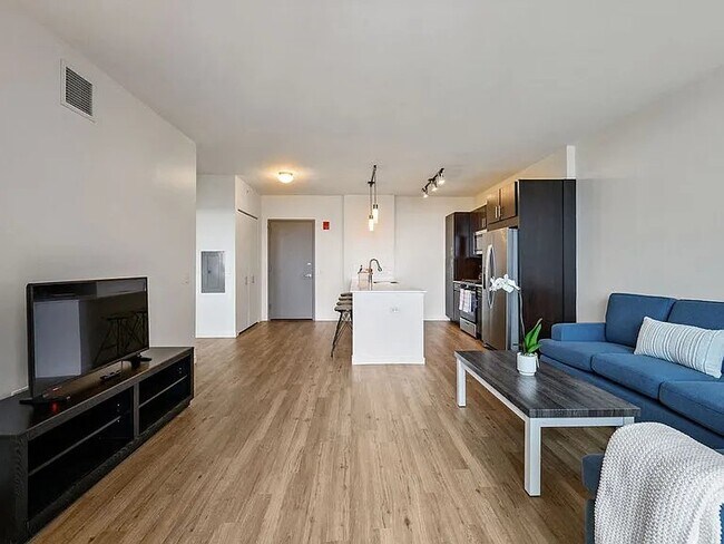 Photo - 3750 N Halsted St Apartment
