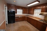Primary Photo - 2321 N Glebe Rd