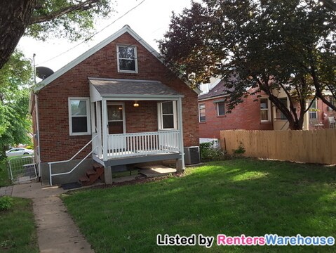 Building Photo - 5727 Winona Ave