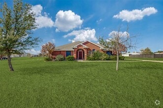Building Photo - 640 Lake Shadow Dr