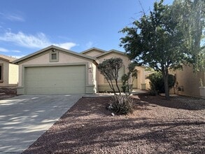 Building Photo - 9985 E Country Shadows Dr