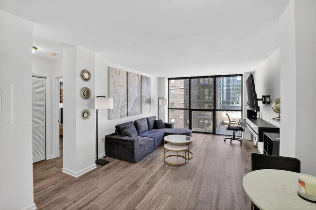 Foto del edificio - 1280 W Peachtree St NW