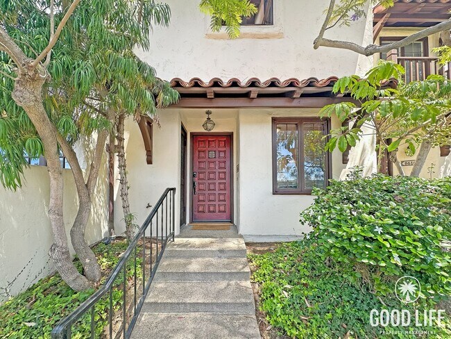 Building Photo - Luxury Loft-Style 1BR in La Jolla | 1,016 Sq Ft | 3 Levels with Balcony & Garage