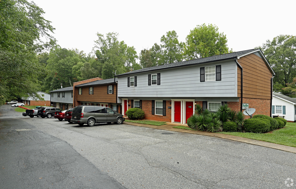 Forest Glenn Townhomes - Belmont, Nc 