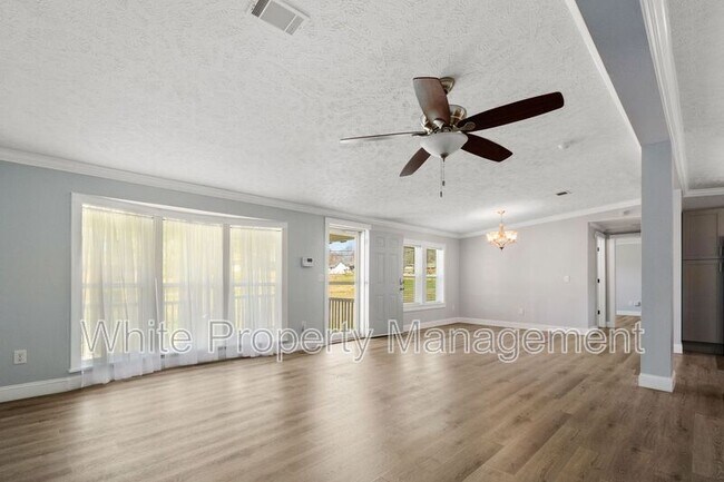 Foto del edificio - 326 Belton Ave