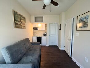 Building Photo - 3711 Jamison St NE