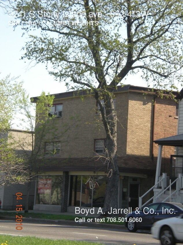 Primary Photo - 9241 S Stony Island Ave