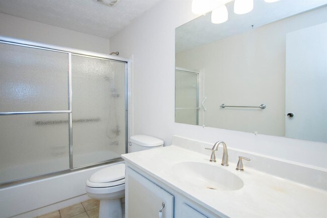 Foto del edificio - 447 Lockhaven Ct