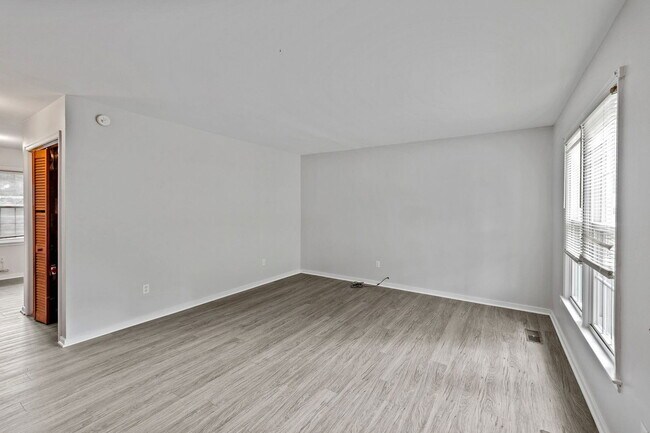 Foto del edificio - 2223 Bowlin Ct