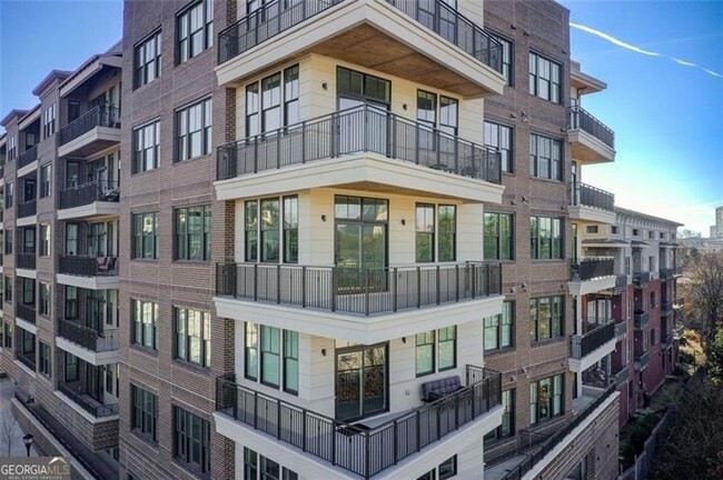 Building Photo - 675 Drewry St NE