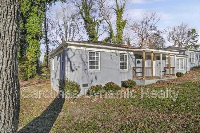 Foto del edificio - 2621 Druid Hls Wy