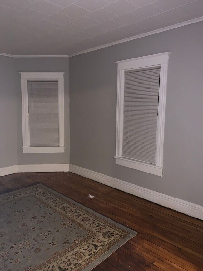 Foto del edificio - 39 N Pawling St