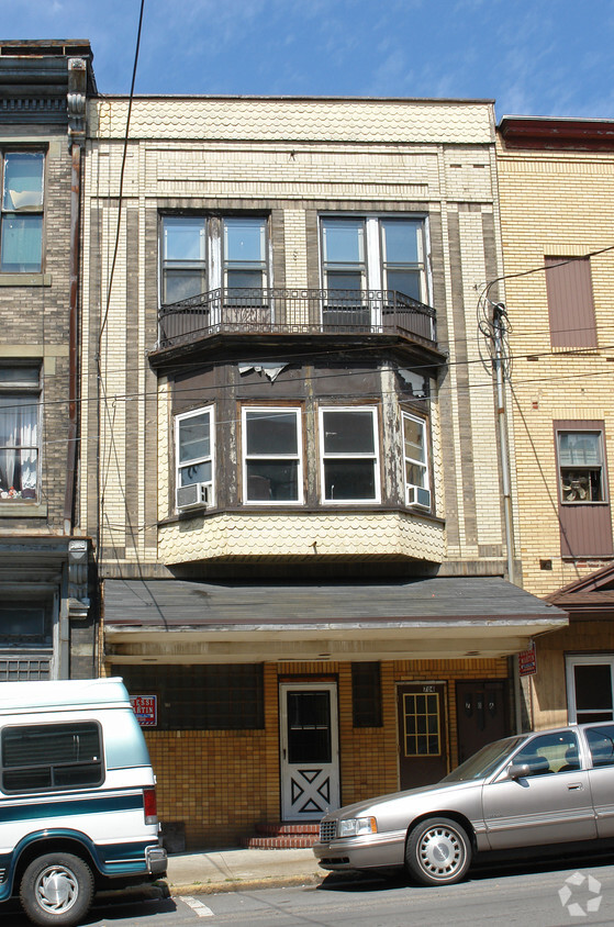Primary Photo - 704-706 N Shamokin St