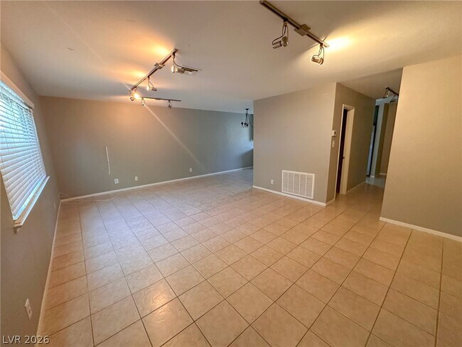 Building Photo - 641 E Pecos Way