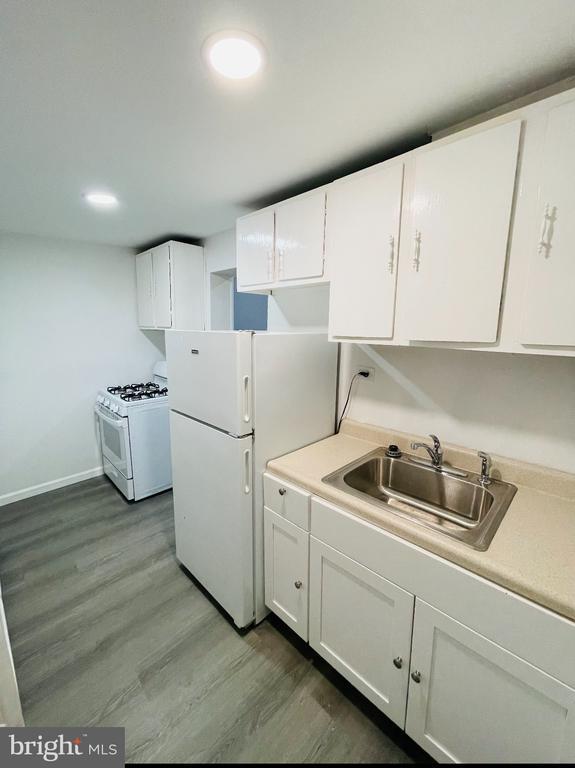 Building Photo - 6633 Torresdale Ave