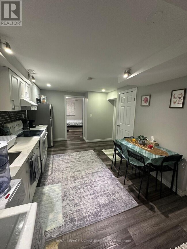 Building Photo - 843 Brandenburg Blvd