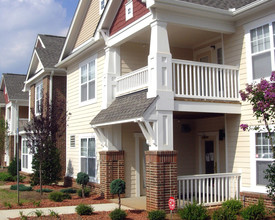 Montgomery Gardens Rentals - Charlotte, NC | Apartments.com