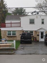 Building Photo - 807 Franklin St