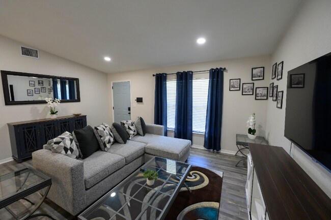 Foto del edificio - 1917 Wolford Rd