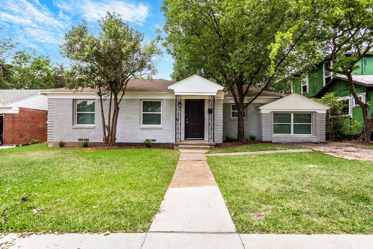 9435 Lenel Pl, Dallas, TX 75220 House Rental in Dallas, TX
