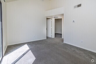 2BR, 2BA - 641SF - Living Room - Mountain Vista