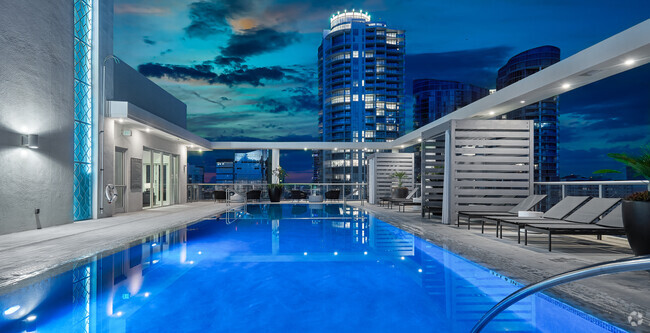 Piscina - 10X Riverwalk (4 West Las Olas)